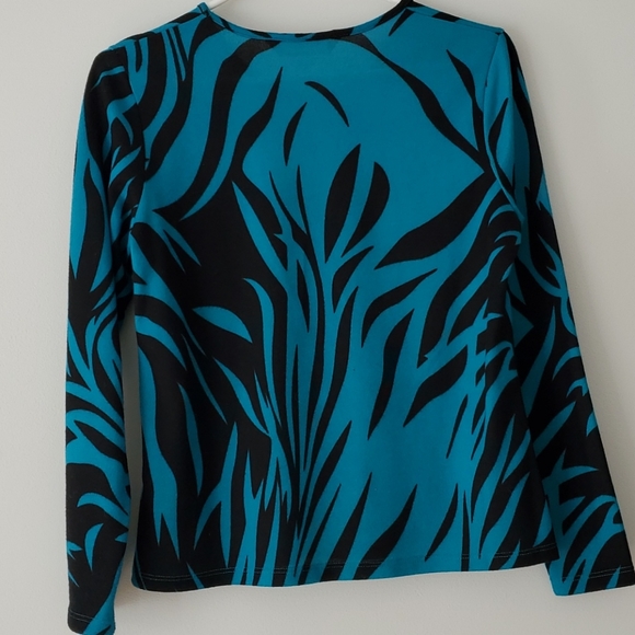 TanJay sweater - Picture 2 of 6